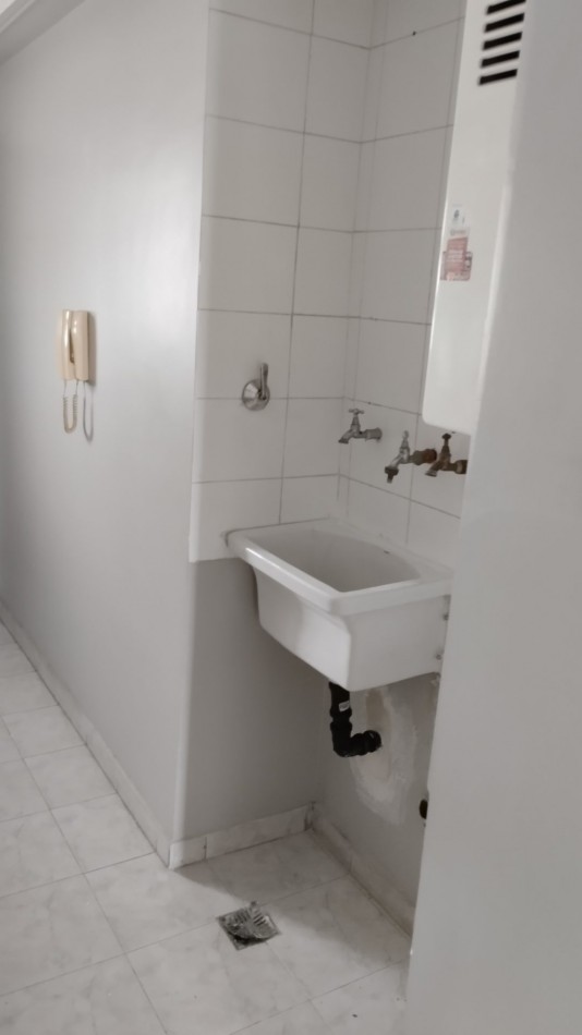 Dpto Balcarce 573