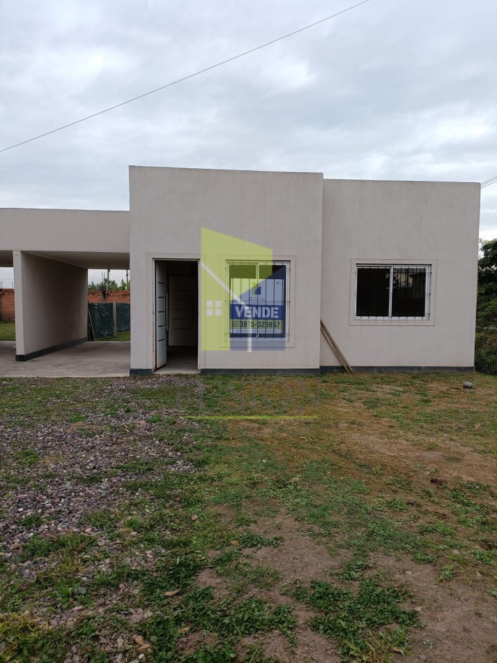 VENTA - MODERNA CASA EN BARRIO LOMA ALTA, LAS TALITAS