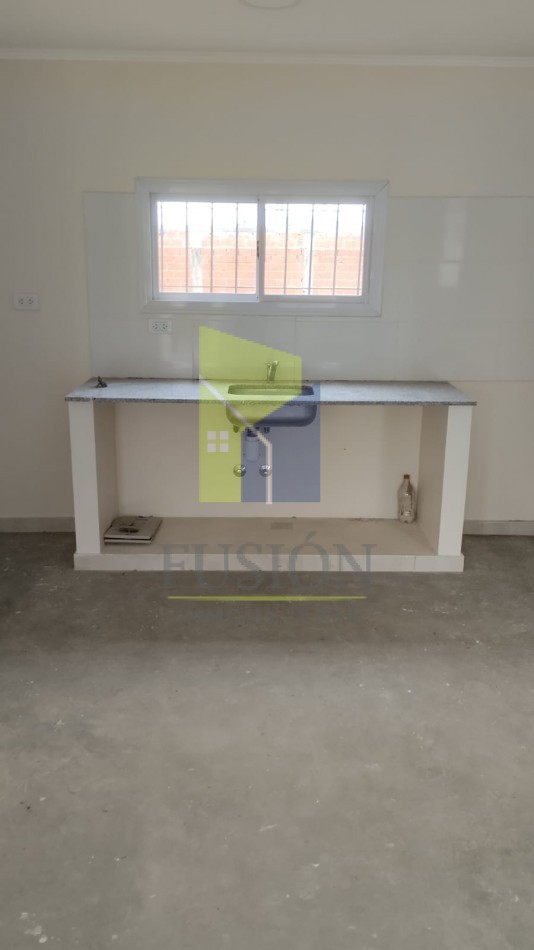 VENTA - MODERNA CASA EN BARRIO LOMA ALTA, LAS TALITAS