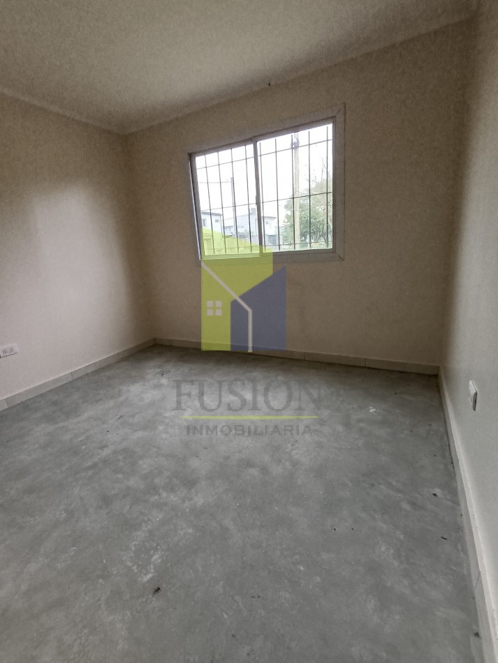 VENTA - MODERNA CASA EN BARRIO LOMA ALTA, LAS TALITAS