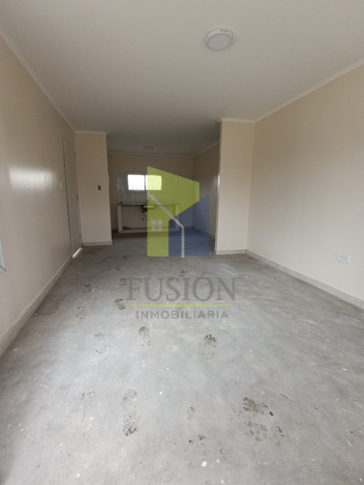 VENTA - MODERNA CASA EN BARRIO LOMA ALTA, LAS TALITAS